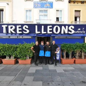 Отель Tres Leones
